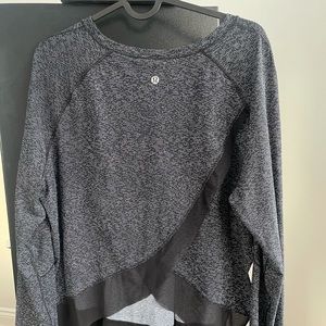 Size 10 Lululemon long sleeve lux material
